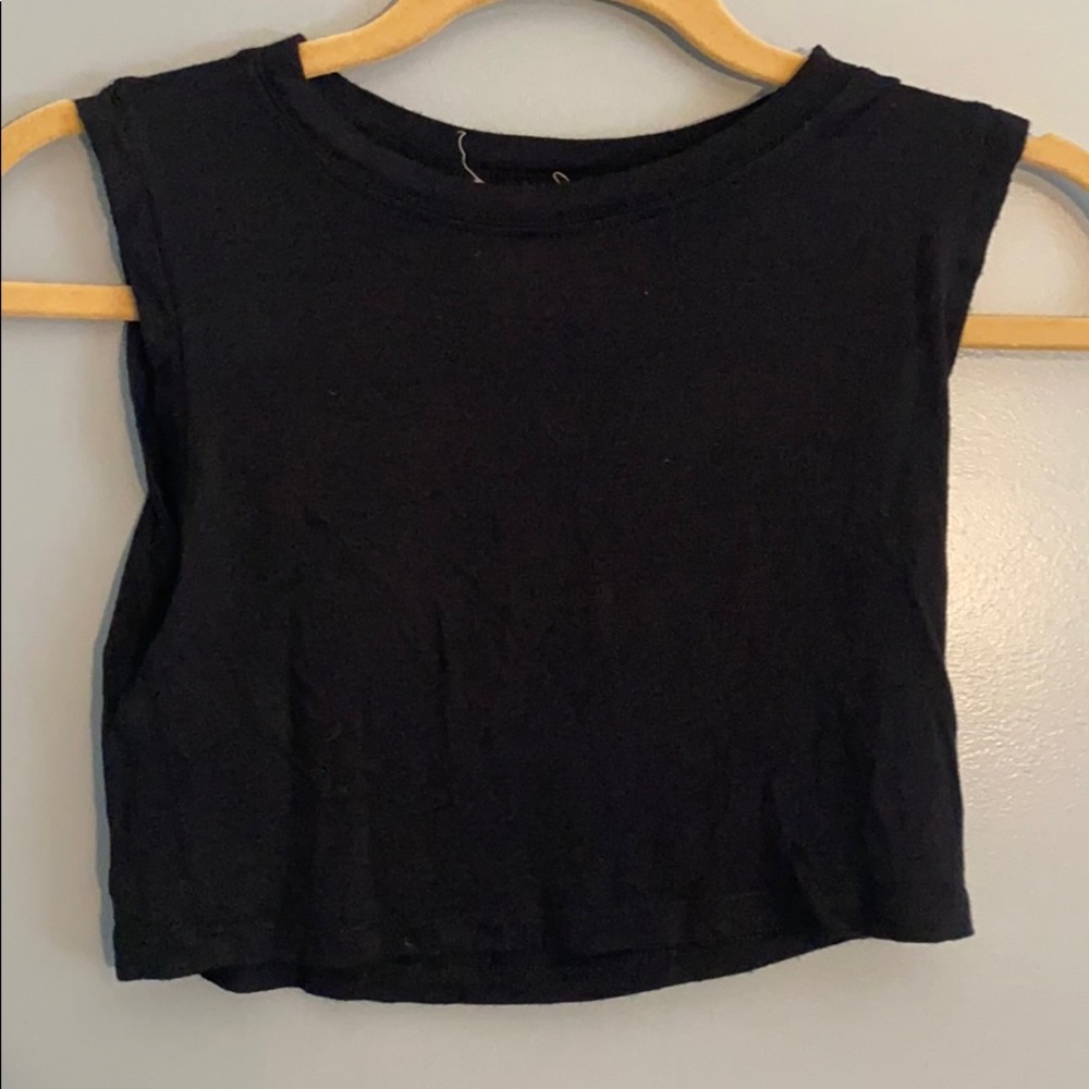 BLQ Black cropped tank top, high neck. Size 0.